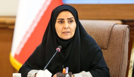 وزیر راه و شهرسازی در جلسه اخیر با تأکید بر ضرورت اتمام پروژه راه‌آهن چابهار-زاهدان تا پایان سال جاری، راهکارهایی برای تأمین مالی پروژه و رفع برخی چالش‌های آن مطرح کرد. این پروژه ملی که با هدف ایجاد کریدور شمال-جنوب در شرق کشور و اتصال بندر شهید بهشتی چابهار به شبکه ریلی کشور طراحی شده، از اهمیت استراتژیک بالایی برخوردار است.