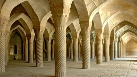 مرمت ۱۱ مسجد تاریخی استان فارس آغاز می‌شود