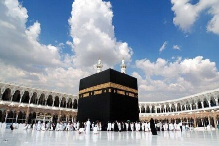نخستین پرواز عمره ۱۴۰۴ بامداد شنبه راهی سرزمین وحی خواهد شد