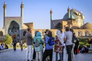 ورود ۳۰۰ هزار گردشگر از مصر به ایران سالانه ۲۴۰ میلیون دلار ارزآوری خواهد داشت