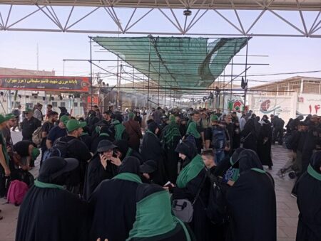 زائران