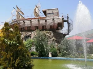 گردشگری محلات, مسیر جهانی, توسعه منطقه‌ای, برند گردشگری, جاذبه محلی, معرفی جهانی, توریسم داخلی, ظرفیت بومی, ارتقای گردشگری, مقصد نوظهور, شهر گردشگرپذیر, برنامه جهانی, روستای توریستی, میراث محلات, جذب توریست, تحول گردشگری, معرفی بین‌المللی, چشم‌انداز جهانی, صنعت توریسم, فرصت منطقه‌ای