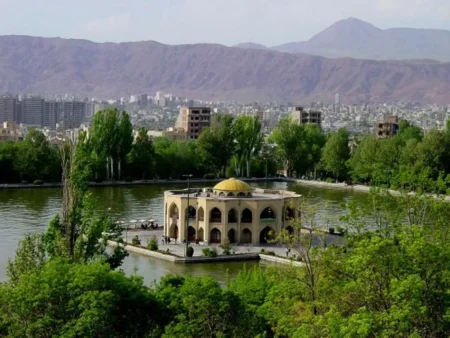 سهم اندک آذربایجان‌ شرقی در بازار تورهای خارجی