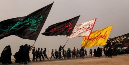 در اطلاعیه سازمان حج و زیارت آمده است: تا ظهر امروز جمعه دهم مرداد ماه، یک میلیون و ۷۵۰ هزار نفر برای سفر به اربعین حسینی در سامانه سماح این سازمان ثبت‌نام کرده‌اند. بر پایه این گزارش، ثبت‌نام‌کنندگان از بین گزینه‌های مرزهای خروجی مهران، شلمچه، چذابه، باشماق و خسروی به عتبات عالیات، ۵۴ درصد مرز مهران را برای خروج خود انتخاب کرده‌اند. بر اساس این اطلاعیه، با گذشت ۱۵ روز از آغاز فعالیت سامانه سماح، آمار ثبت‌نام هر لحظه روبه افزایش بوده و از استقبال خوبی برخوردار است. آخرین آمارها نشان می‌دهد که پایانه مهران ۹۵۰ هزار نفر، شلمچه ۳۹۰ هزار زائر و مرز خسروی نیز با ۱۵۰ هزار نفر پُرمتقاضی‌ترین مسیرهای انتخابی زائران اربعین برای سفر به عتبات است و پایانه‌های چزابه، باشماق و تمرچین کمترین درخواست تردد را دارند.