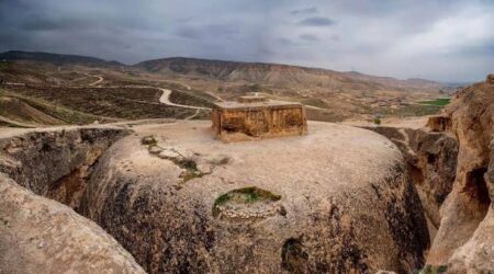فرهنگی ۱۶ گردشگر ایتالیایی و اسپانیایی به سمنگان رفته است