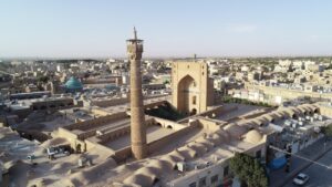 حفاظت از عرصه و حریم آثار تاریخی با گردشگری میراث محور ممکن است