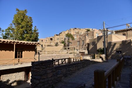 بهسازی بافت روستای هدف گردشگری قلعه‌بالا