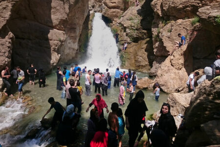 تأییدی بر جایگاه ویژه دربند صحنه، در جذب گردشگران خارجی