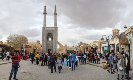یزد میزبان موج تازه گردشگری؛ رشد ورود گردشگران