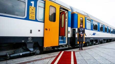 پیش‌فروش بلیت قطارهای مهرماه از فردا آغاز می‌شود