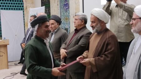 وجود ۱۰ نسخه نفیس قرآن در کردستان ظرفیت مناسبی برای گردشگری مذهبی است