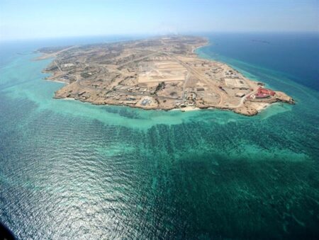 جاذبه های گردشگری « جزیره بوموسی»