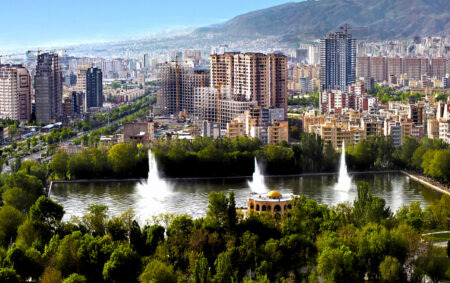 وزیر میراث فرهنگی وارد آذربایجان شرقی شد