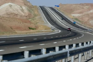 اجرای چهاربانده‌سازی محور همدان- بهار- گل‌تپه- علیصدر