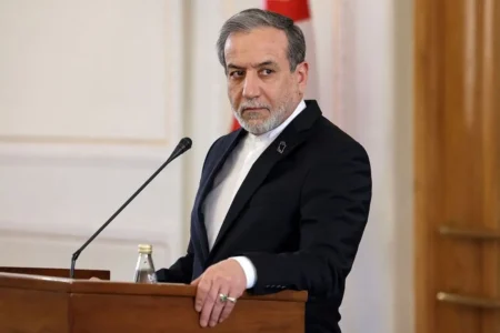 عراقچی:کارشکنی برای صدور روادید،یک آبروریزی بزرگ است؛ تیم ملی صعود کند، ویزای آمریکا با ما