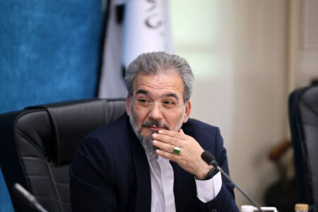 اصفهان با ۲۰ مجوز بی‌نام گردشگری؛ جهش تازه در جذب گردشگر و درآمدزایی