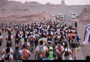دویدن زیر ستاره‌ها؛ ماراتن شبانه در قلب بیابان جهانی لوت+خبرسفر