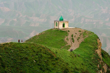 گلستان در مسیر توسعه گردشگری مذهبی؛ تقویت زیارت و فرهنگ بومی