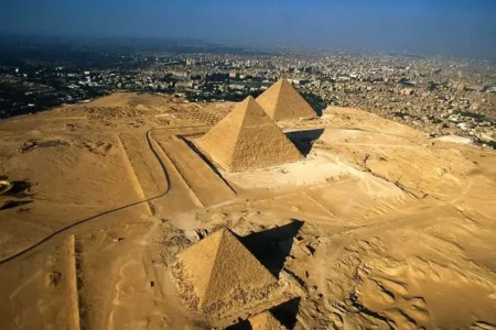 مصر به ادعای دخالت اسراییل در ساخت اهرام واکنش نشان داد