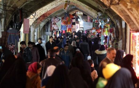 زنجان در صدر اخبار: بازدید وزیر میراث فرهنگی از بازار مسقف جهان و گنبد سلطانیه