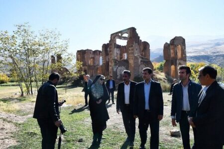 فرماندار ماکو: عمارت تاریخی «قلعه جوق» احیای شود+خبرسفر