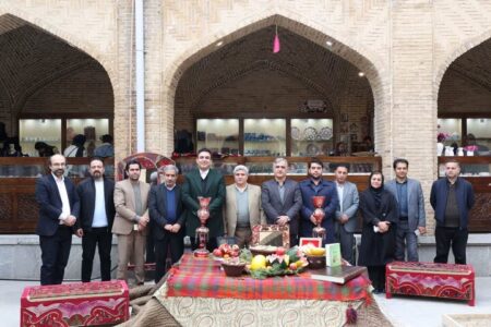 نمایشگاه و بازارچه صنایع دستی ویژه شب چله در سنندج برپا شد