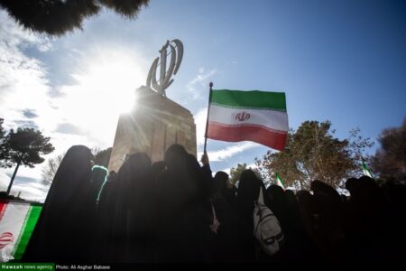 طرح بوم گردی انقلاب در یزد